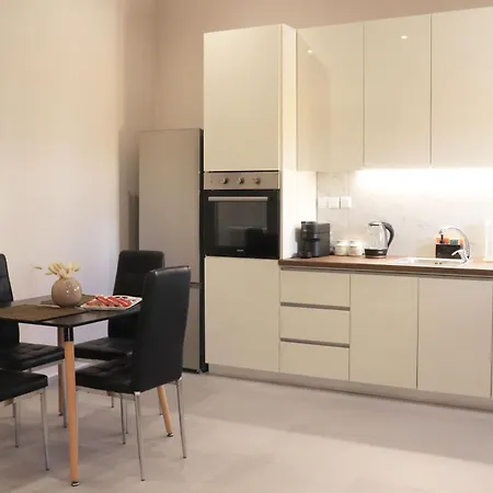 Stv Royal Appartments * Areopoli