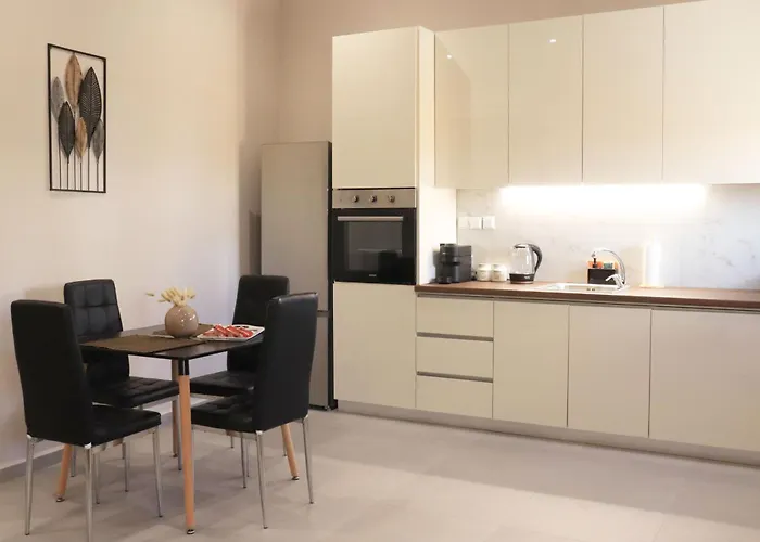 Stv Royal Appartments * Areopoli